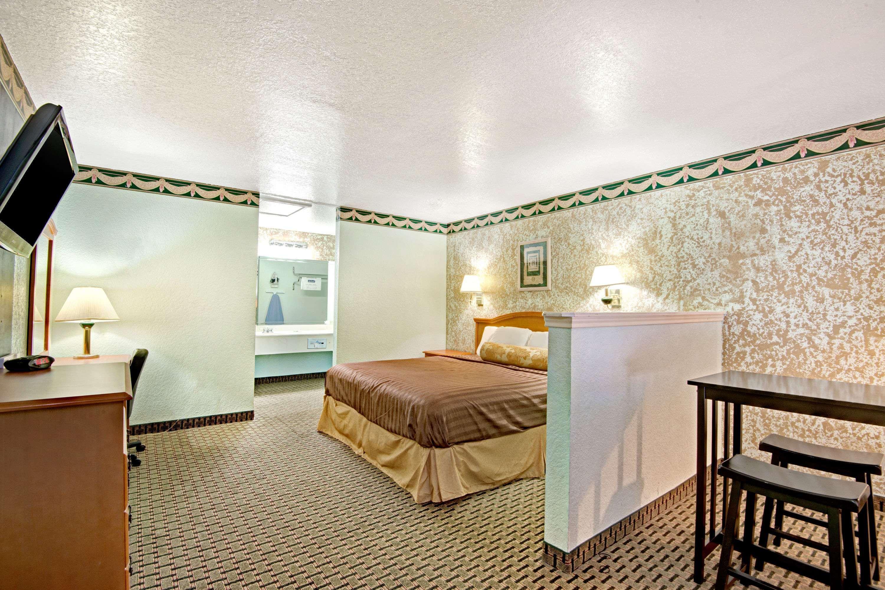 Econo Lodge Inn & Suites Near Lackland Afb San Antonio Buitenkant foto