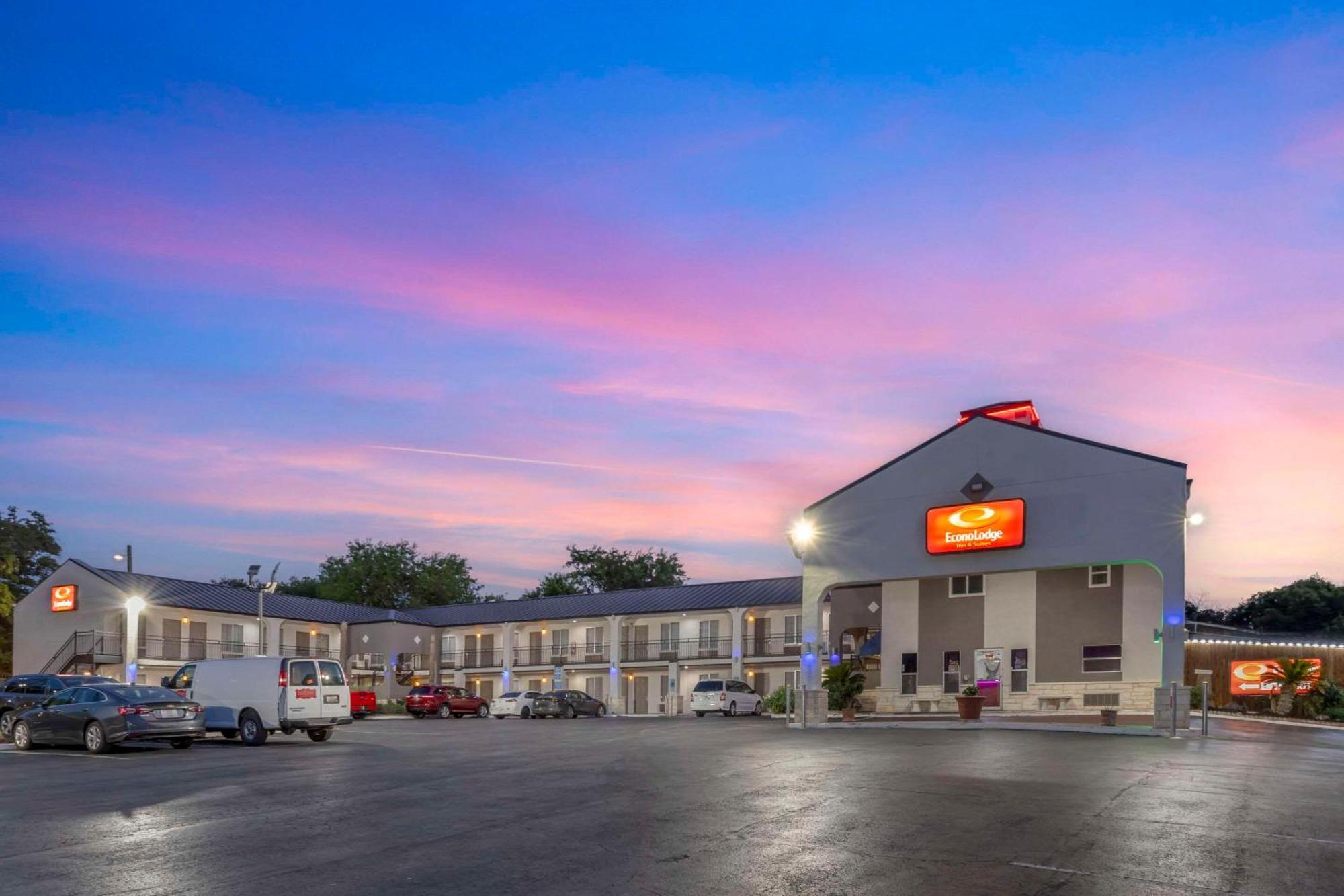 Econo Lodge Inn & Suites Near Lackland Afb San Antonio Buitenkant foto