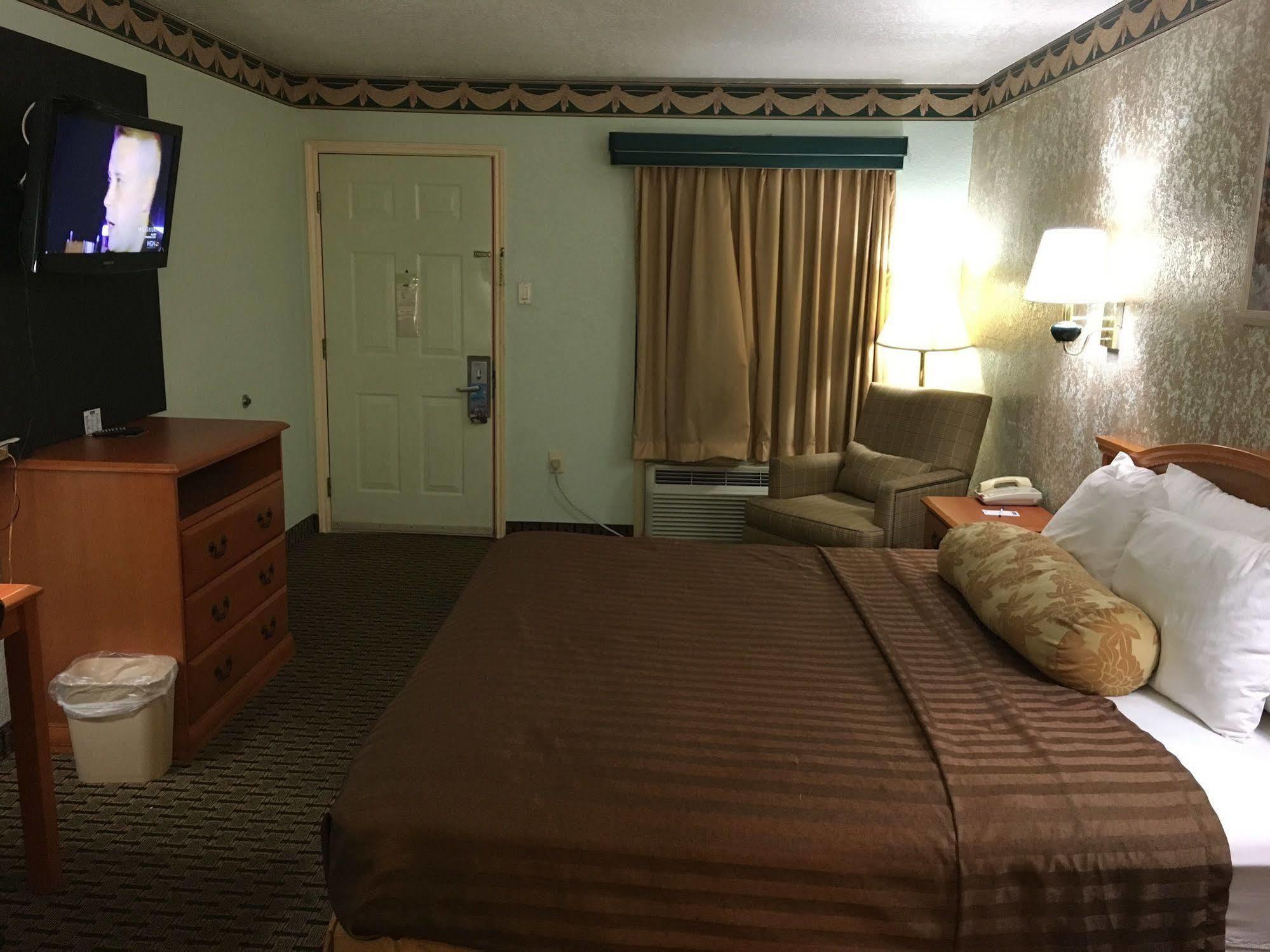 Econo Lodge Inn & Suites Near Lackland Afb San Antonio Buitenkant foto